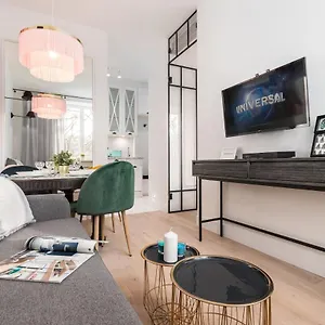 Dobra 87 By Homeprime Apartament Warszawa
