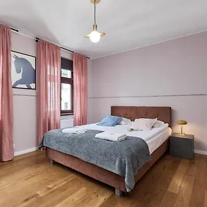 Heart Of Uniwersytecka By Renters Apartament Wrocław